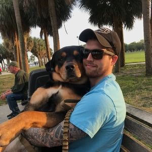 Meet your Posher, Derek